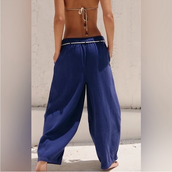 NWOT Free People Kayden Loose for Barrel Pants - Navy - XS - Picture 3 of 10